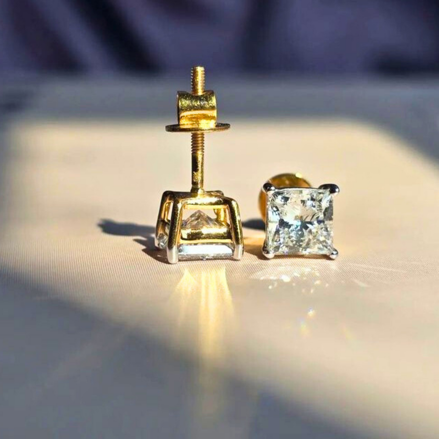 Yellow Gold Stud Earrings for Women and Girls
Diamond Earrings for Women Girls Beautiful Pair of Studs,Square Diamonds Earrings Great Choice for Every Occasion